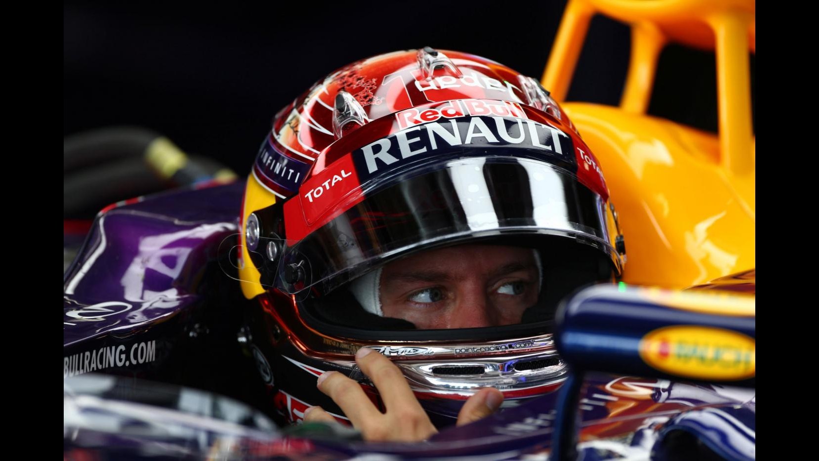 F1, Vettel: Faccio auguri a Bianchi, condizioni complicate