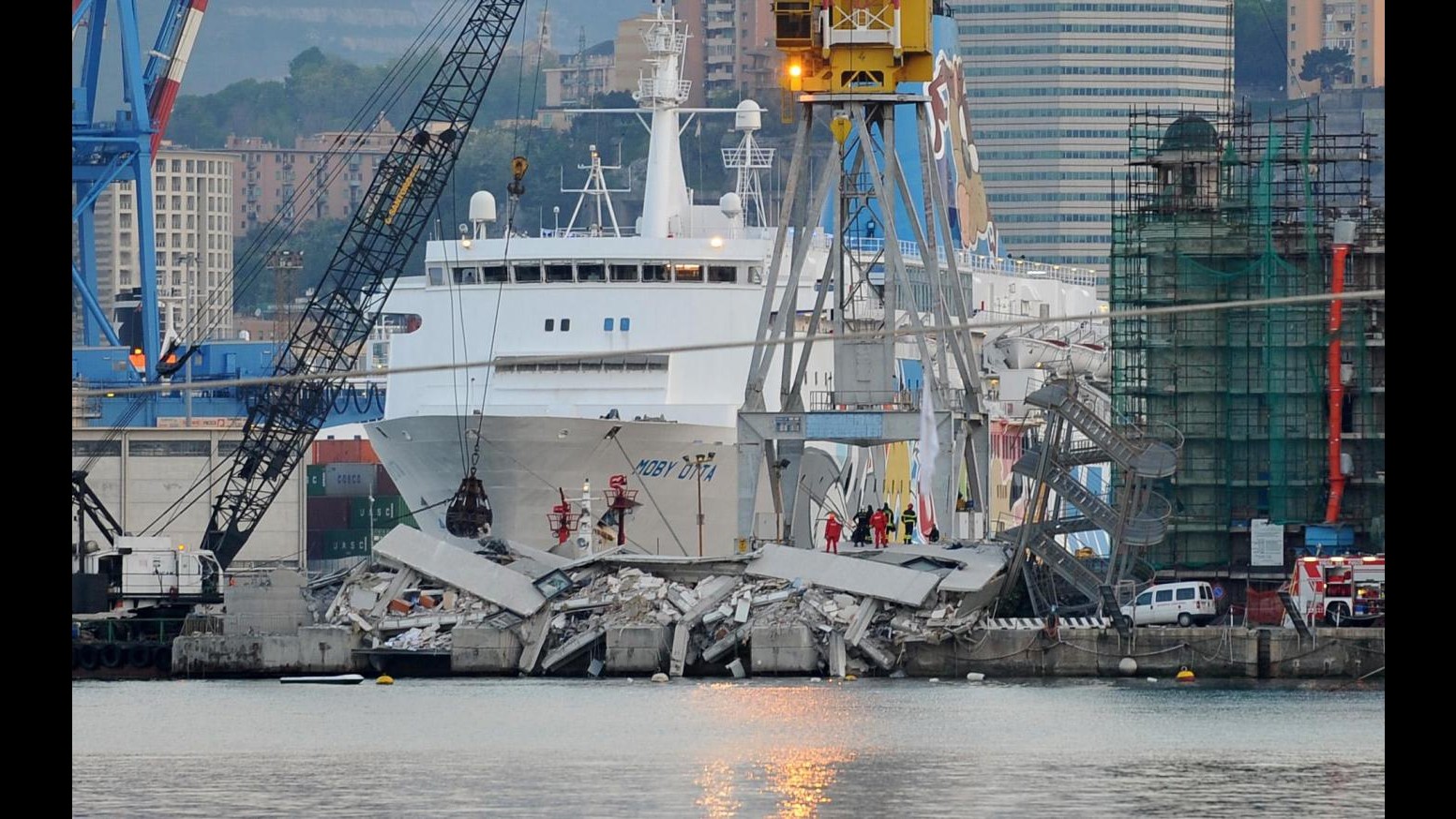 Genova, incidente Jolly Nero: Impossibile stabilire forza rimorchiatori