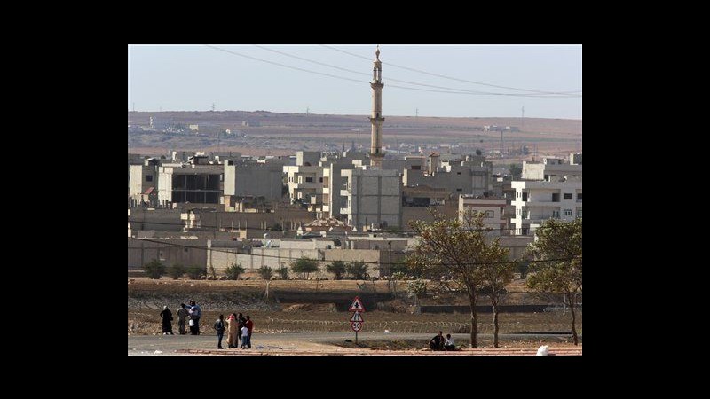Isil, intensi scontri a Kobani: uccisi sette militanti islamici