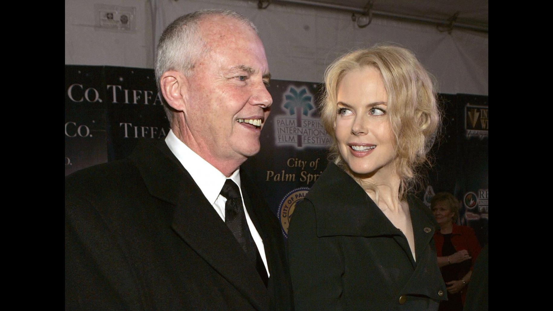 Nicole Kidman ringrazia i fan su Facebook dopo la morte del padre