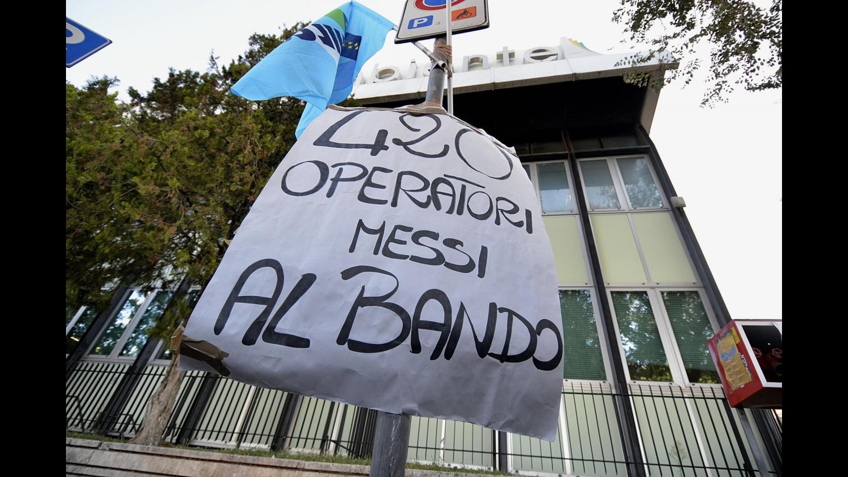 Roma, sit-in lavoratori Acea: a rischio 400 posti