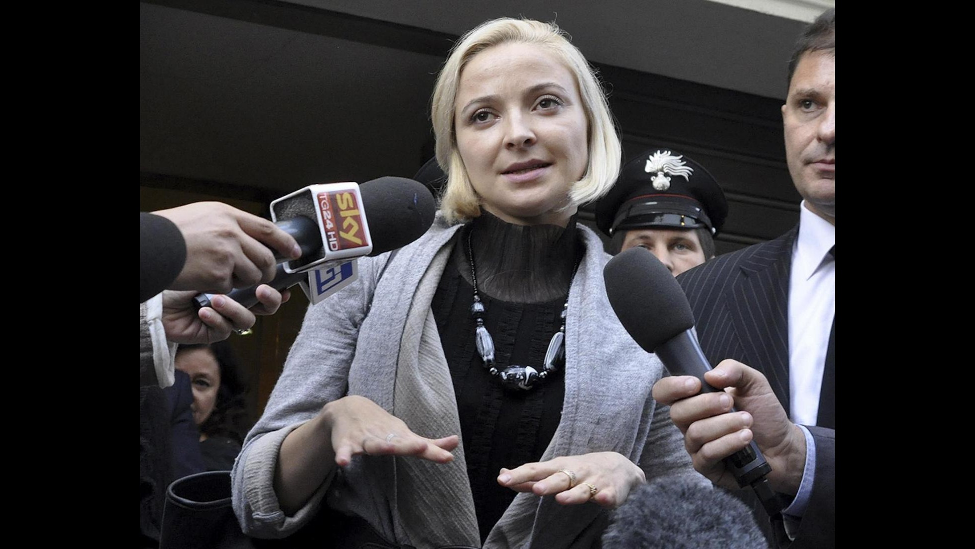 Costa Concordia, ultimatum di Domnica a Schettino: Dì verità o parlo io