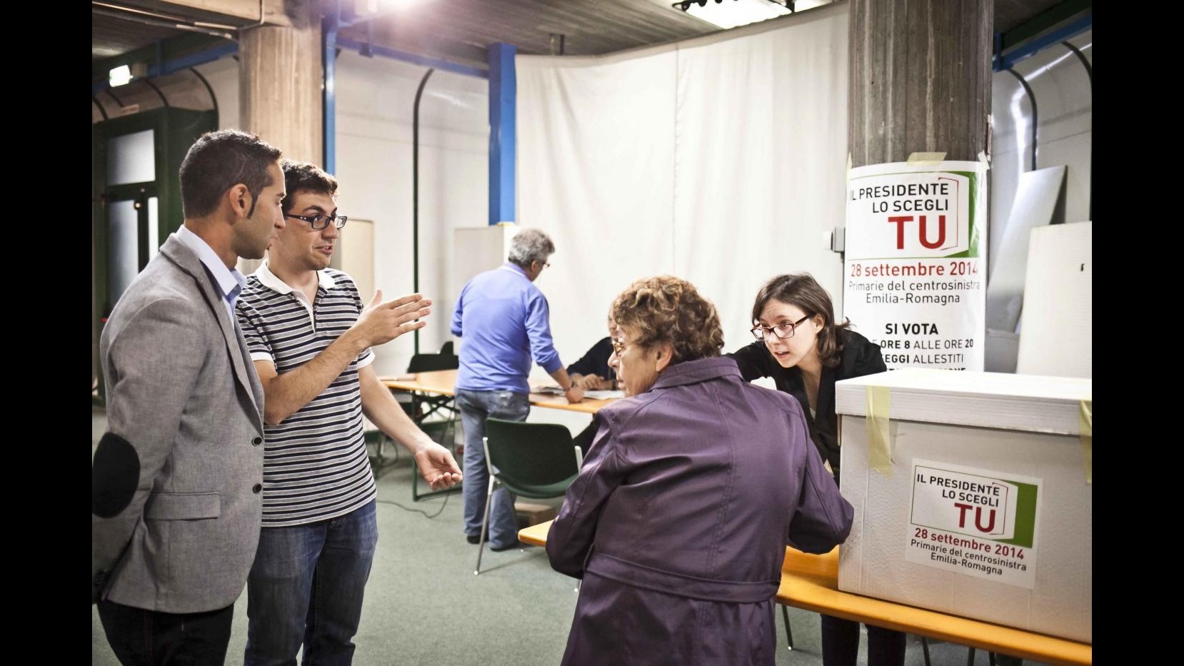 Primarie Pd, Bonaccini vince sfida con Balzani: sarà candidato alla presidenza dell’Emilia Romagna