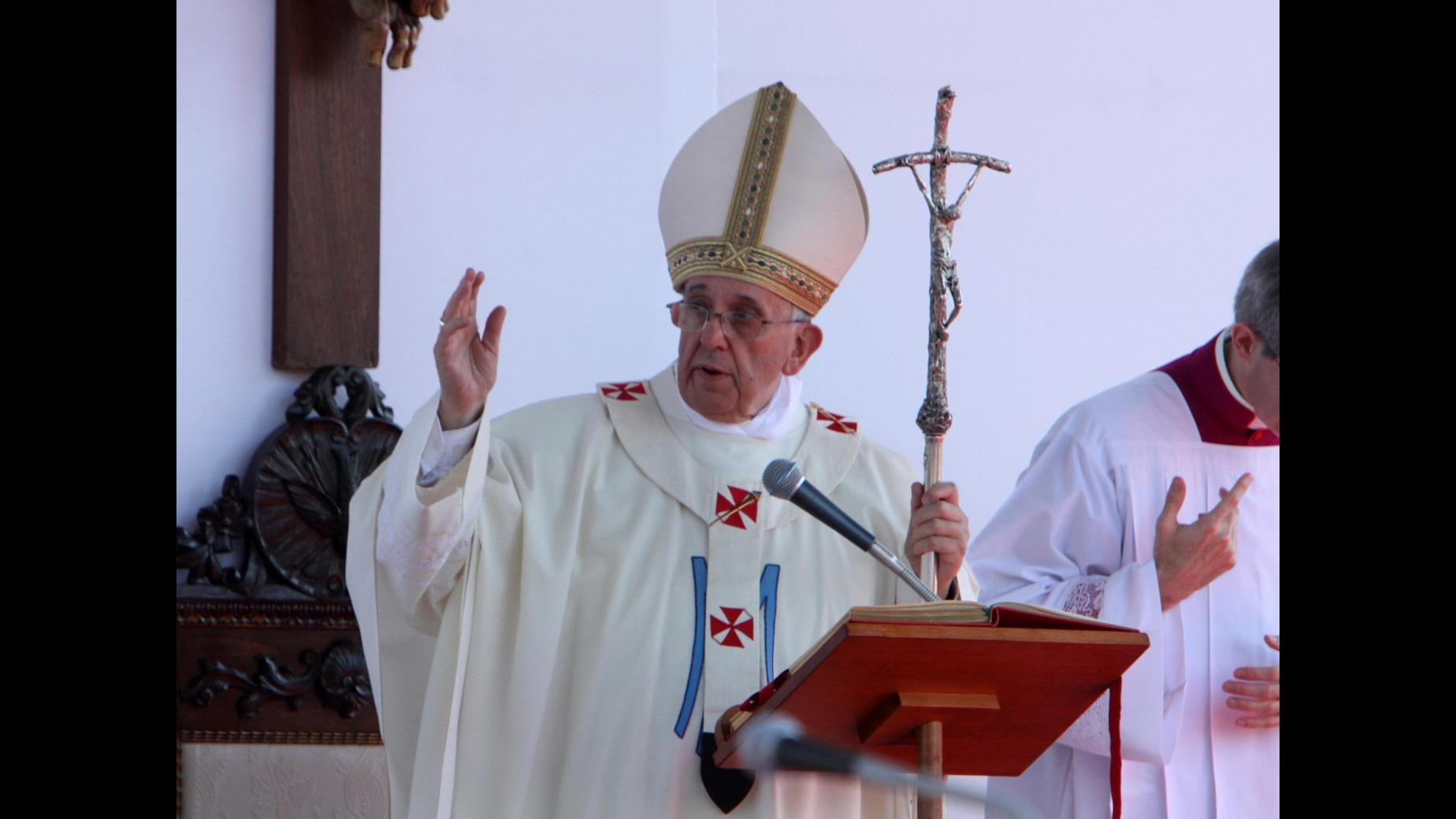 Vaticano, Papa: L’abbandono degli anziani è eutanasia nascosta