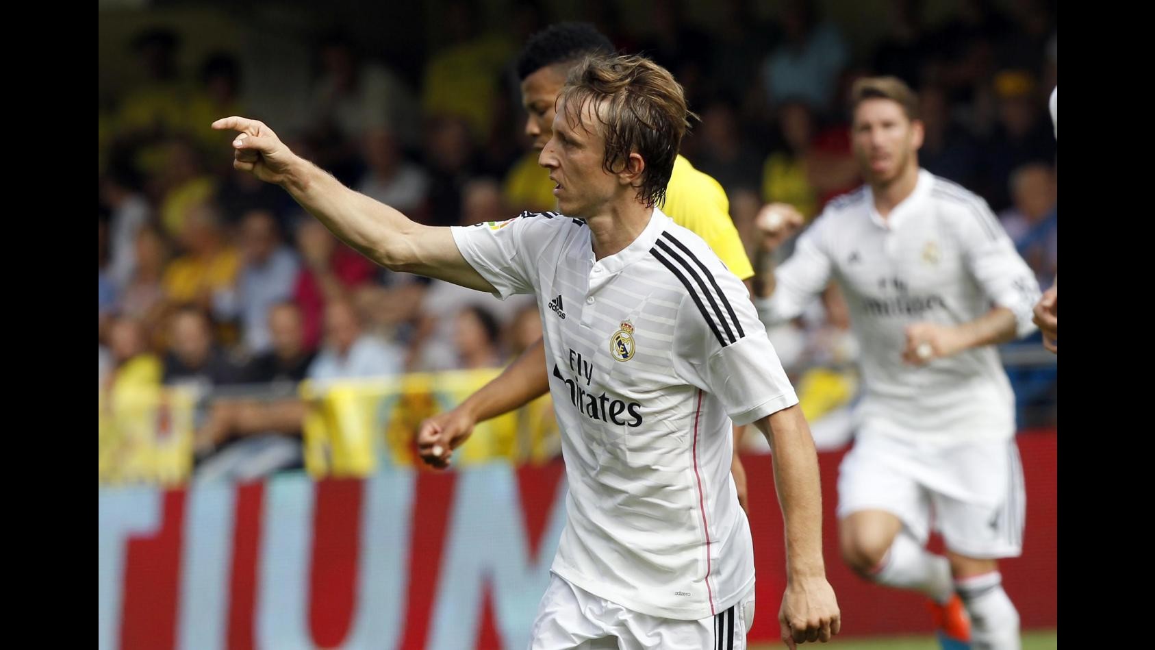 Liga: Real ok a Villareal, a segno Ronaldo e Modric. Goleade per Barcellona e Atletico