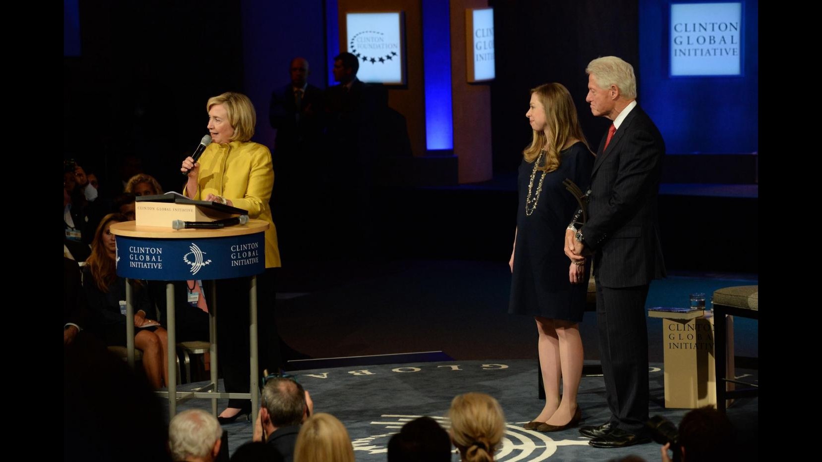 Bill Clinton e Hillary sono diventati nonni: è nata Charlotte, la figlia di Chelsea