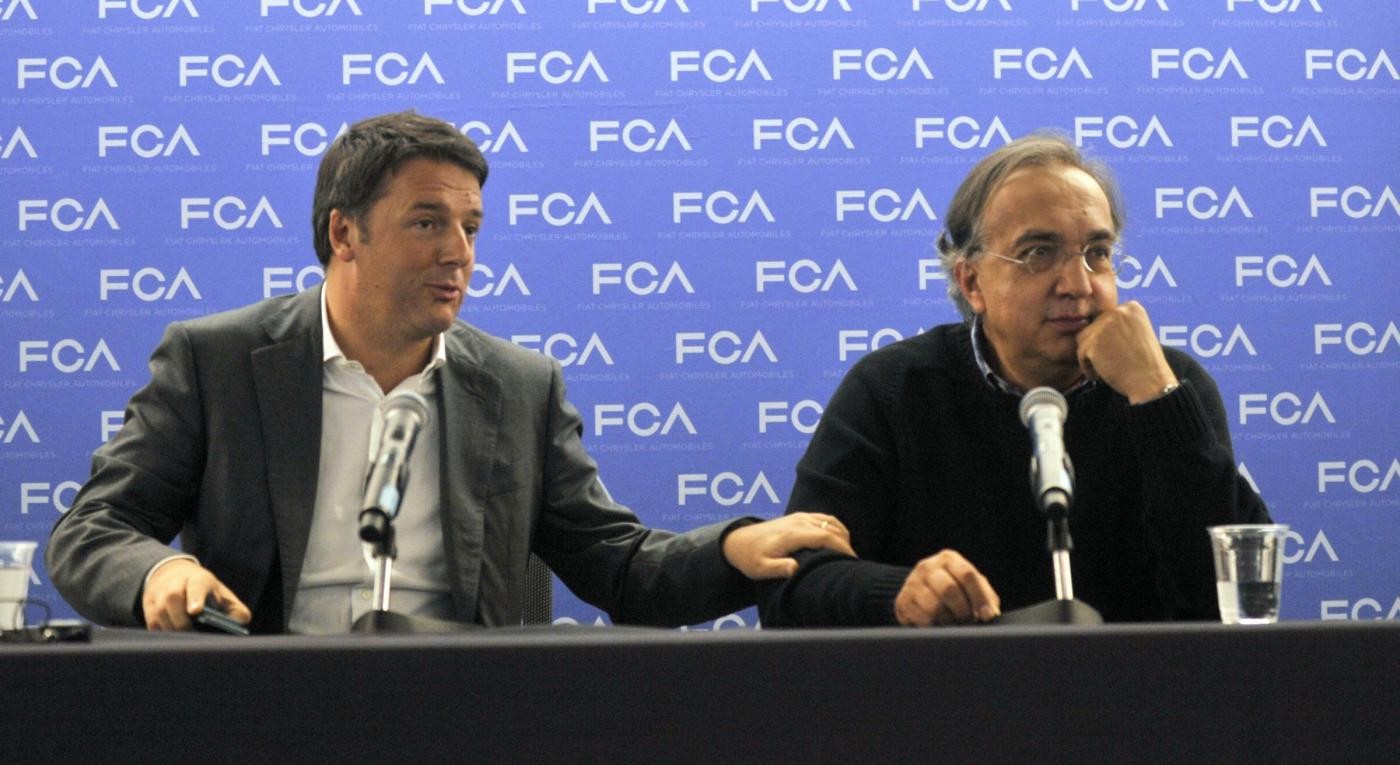 Renzi con Marchionne a Detroit: Reintegro? Crea lavoratori di serie B