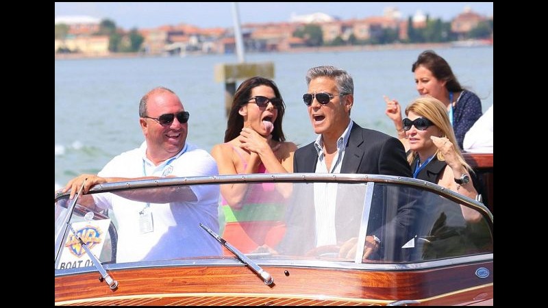 Le nozze di Clooney, George sbarca a Venezia: i dettagli del matrimonio