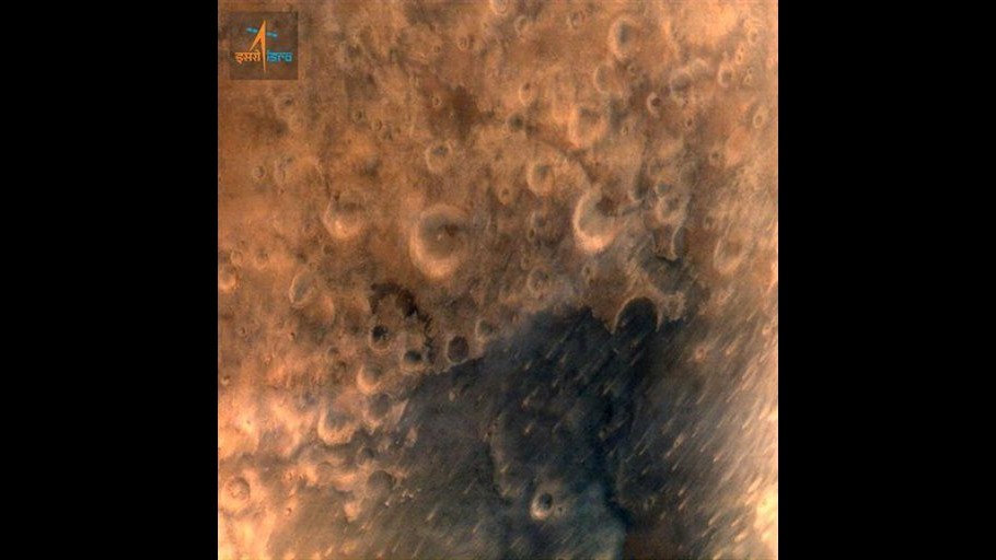 Spazio, satellite indiano intorno a Marte manda prime immagini pianeta