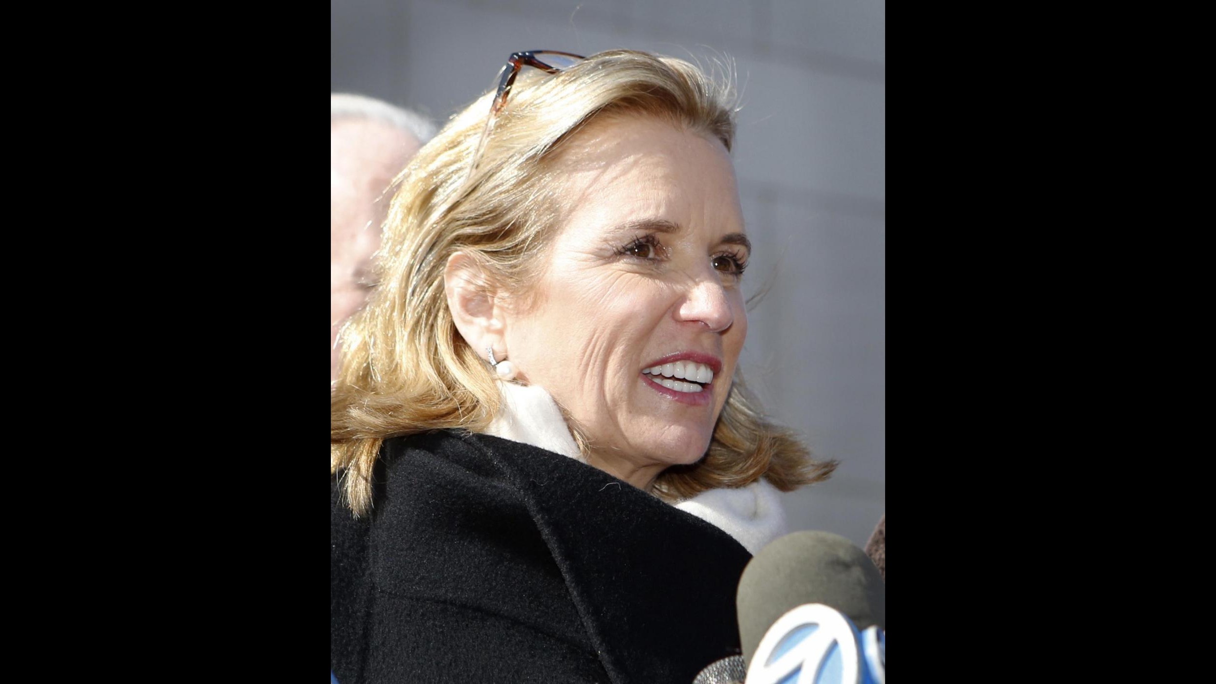 Usa, Kerry Kennedy: Falchi stanno spingendo Paese al conflitto