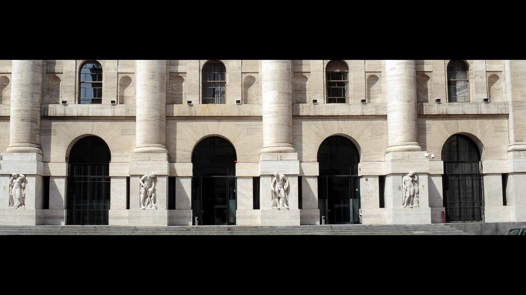 Borsa, spread Btp-Bund non ferma la corsa, sfonda quota 200 punti