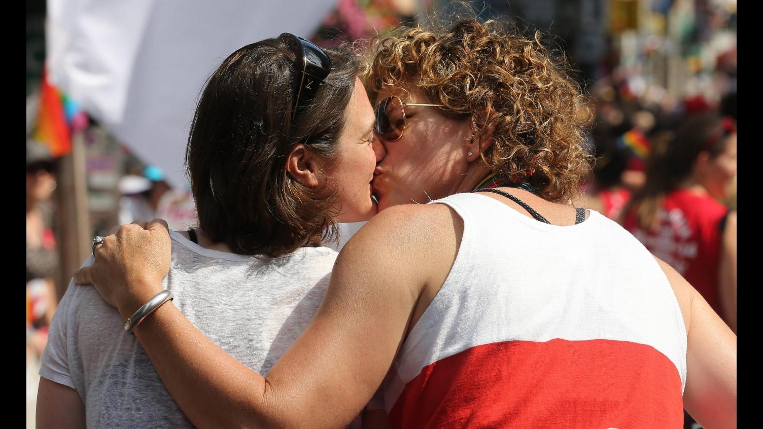 Nozze gay, prefetto Firenze annullerà trascrizioni matrimoni