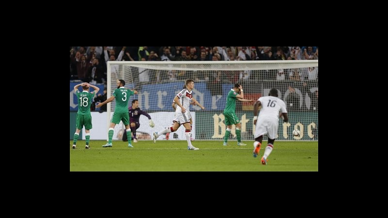 Euro 2016, qualificazioni: Germania non decolla. Grecia ancora ko, Ronaldo lancia Portogallo