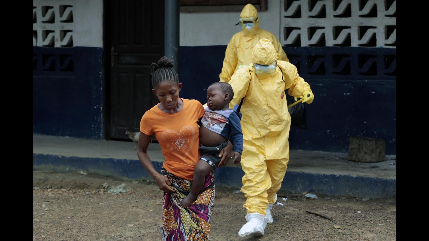 Ebola, ospedale: In Liberia infermieri al lavoro nonostante sciopero