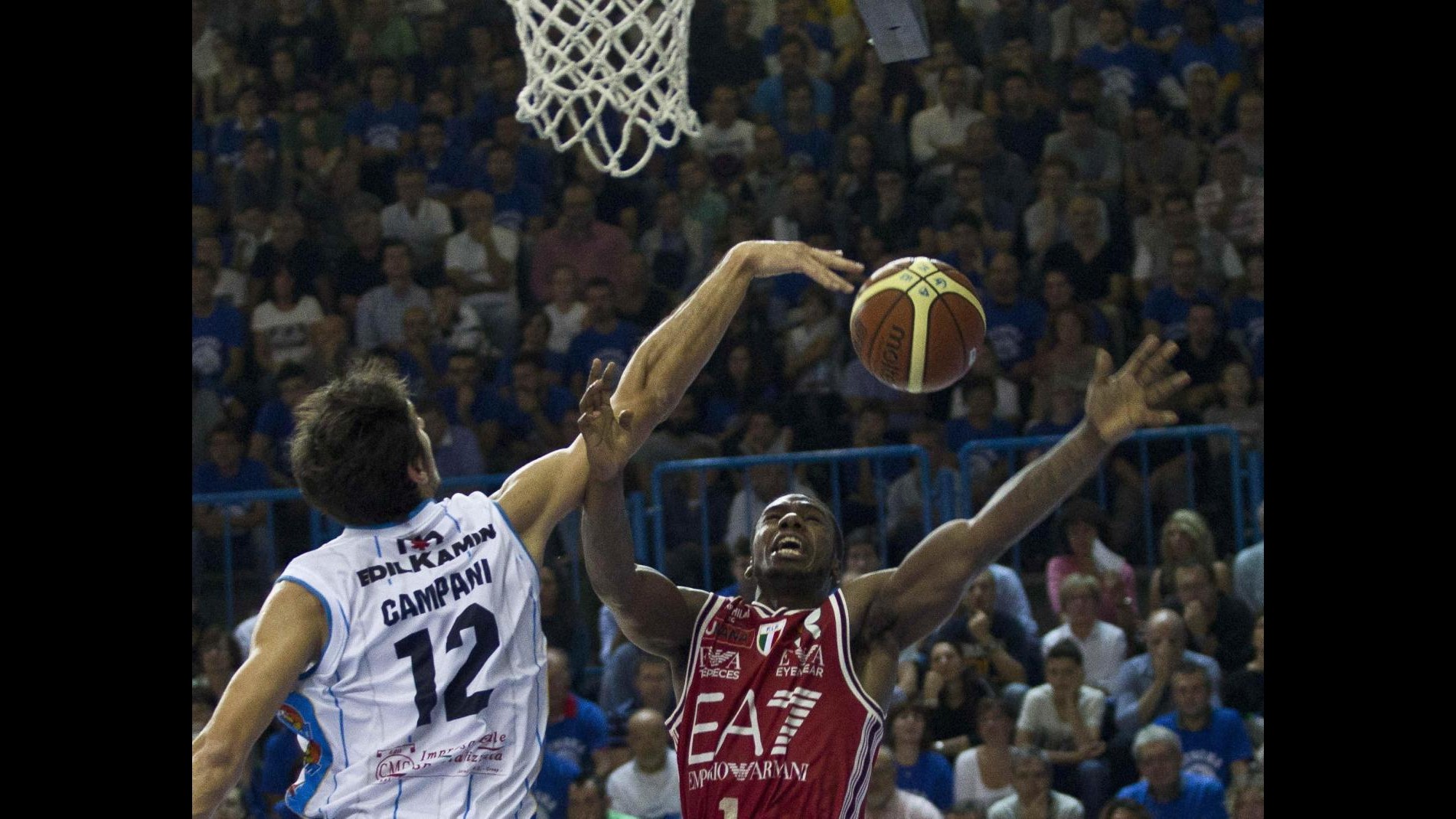 Basket, Serie A: esordio con vittoria per Milano, Cremona ko 68-61