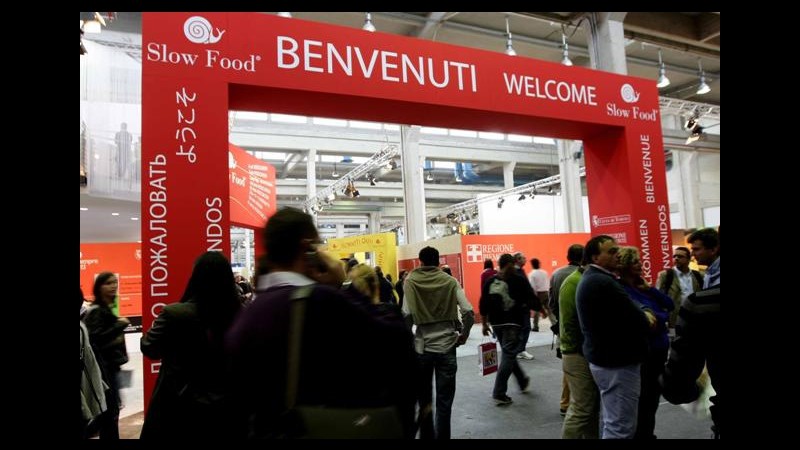 Ebola, Salone Gusto Torino perde delegati di 3 Paesi per emergenza