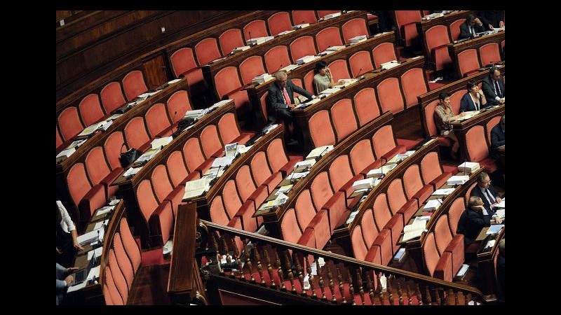 Lavoro, manca maggioranza in Senato: Jobs act arenato, ipotesi tagliola