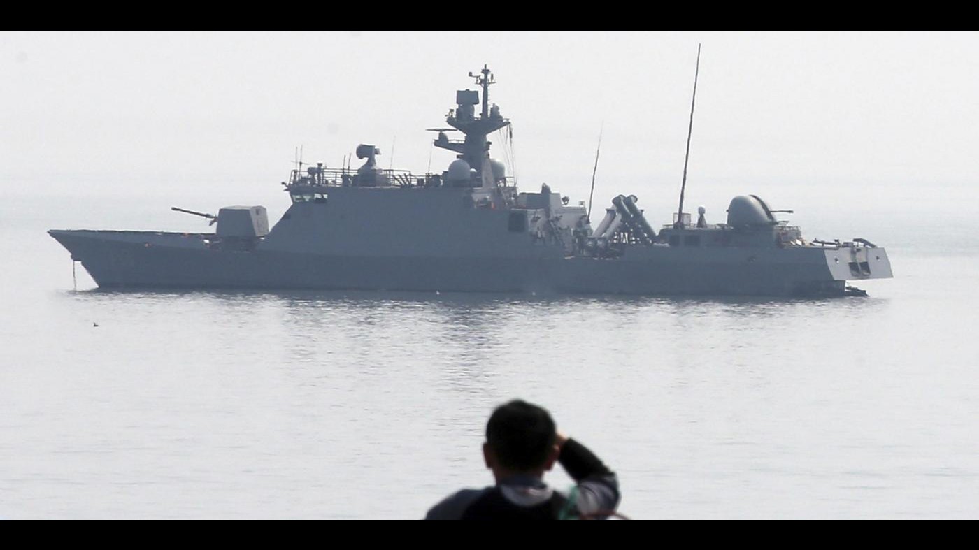 Coree, scambio di colpi di avvertimento tra navi Seul e Pyongyang