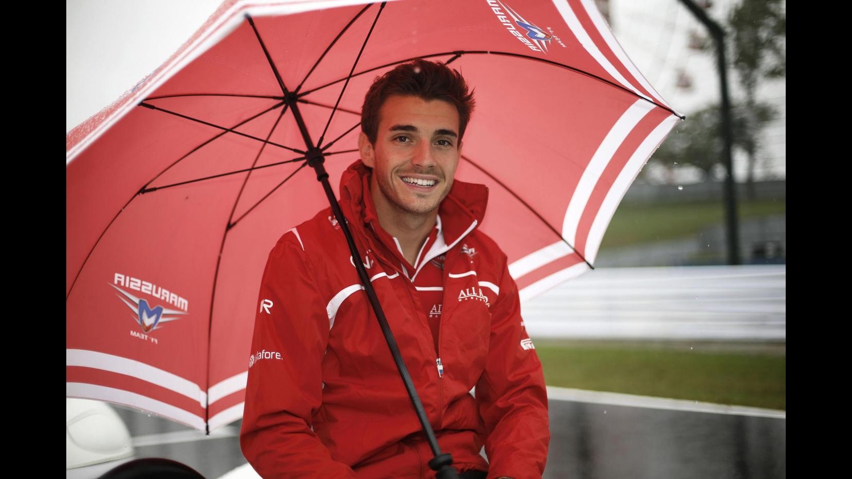 F1, fidanzata di Bianchi su twitter: Sei il mio campione e il più forte