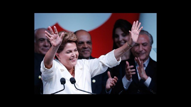 Brasile, Rousseff vince di misuraPaese spaccato, lei promette dialogo