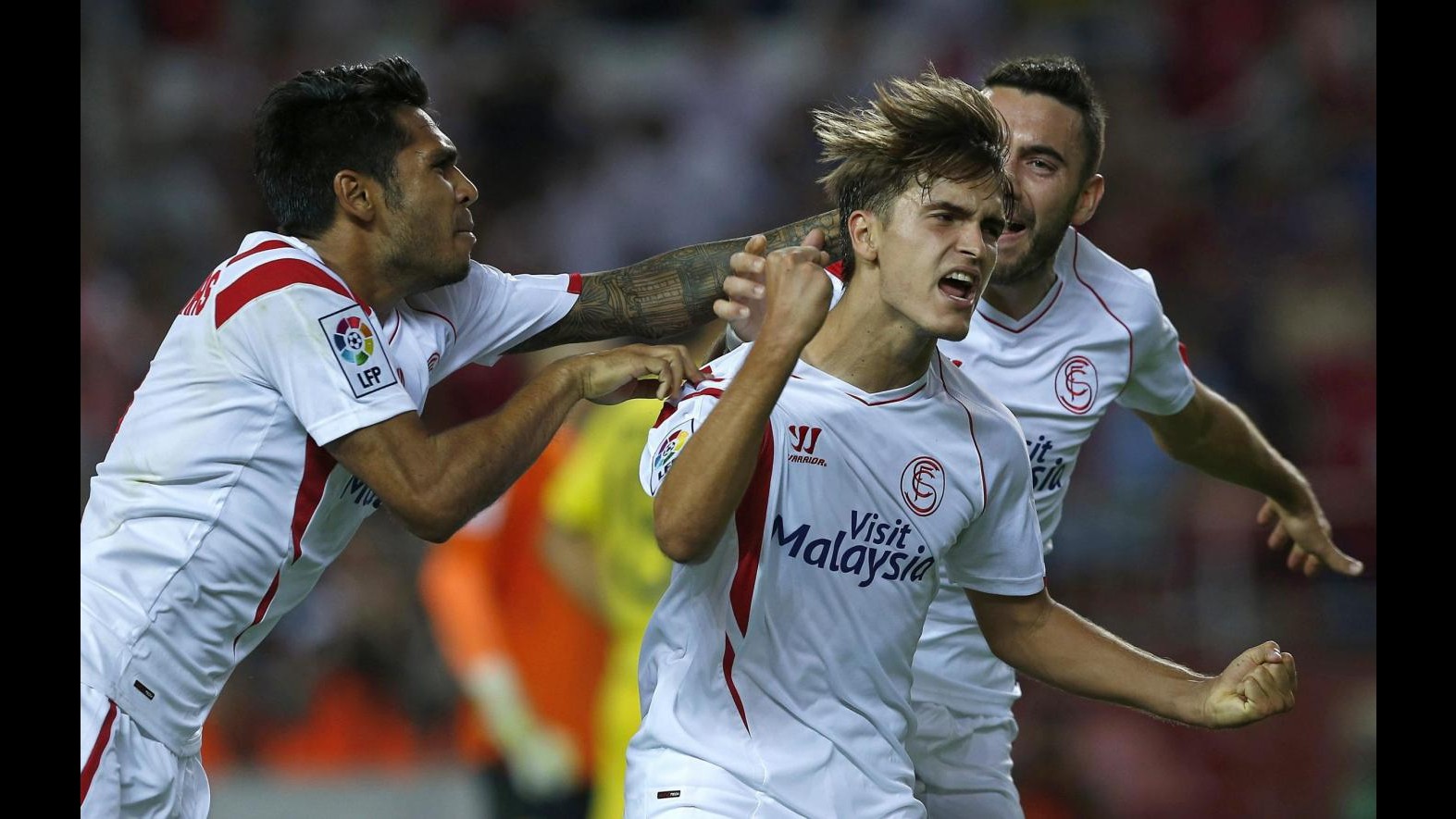 Calcio, Liga: Siviglia aggancia Barcellona, vince Atletico Madrid