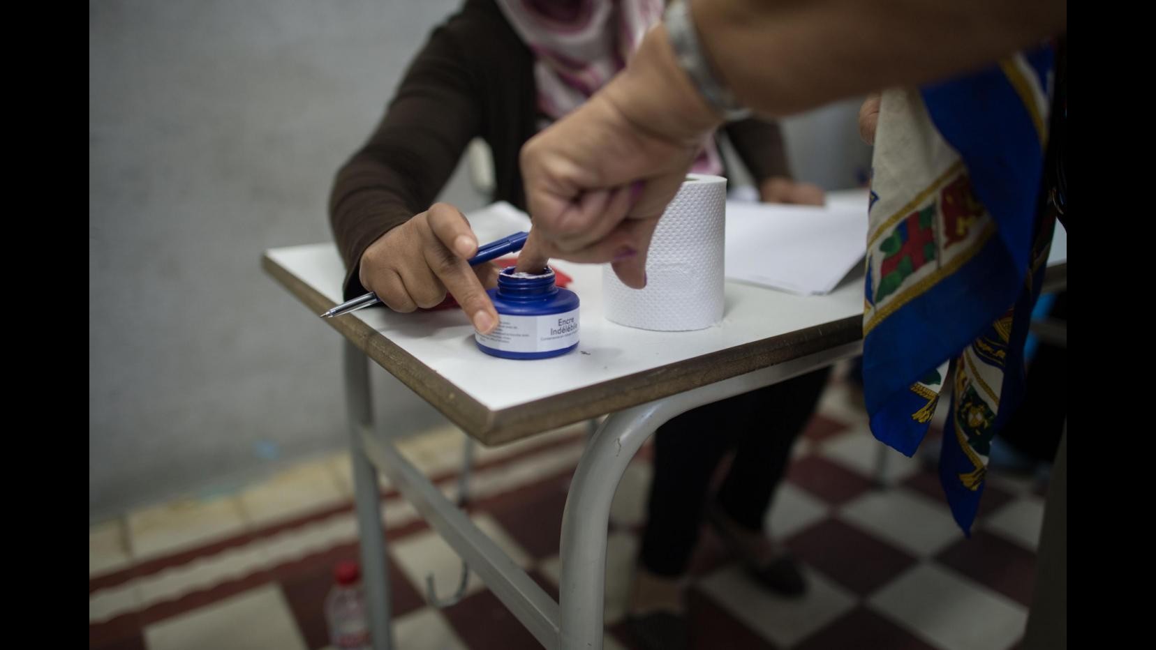 Tunisia, in seggi Italia 17% affluenza, 75% non ha potuto votare