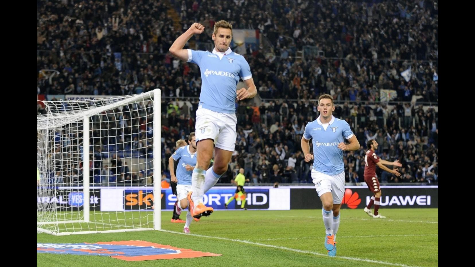 Serie A, Lazio continua volo, Toro ko e 4/a gioia di fila