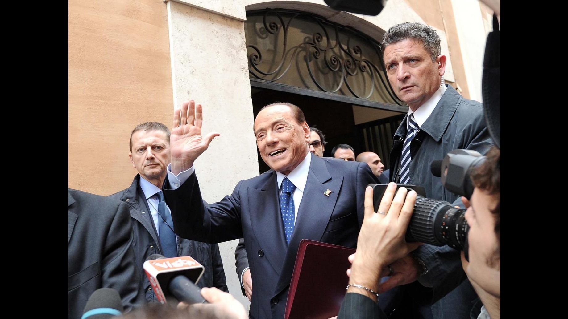 Immigrazione, Berlusconi: Cittadinanza doverosa dopo ciclo scolastico