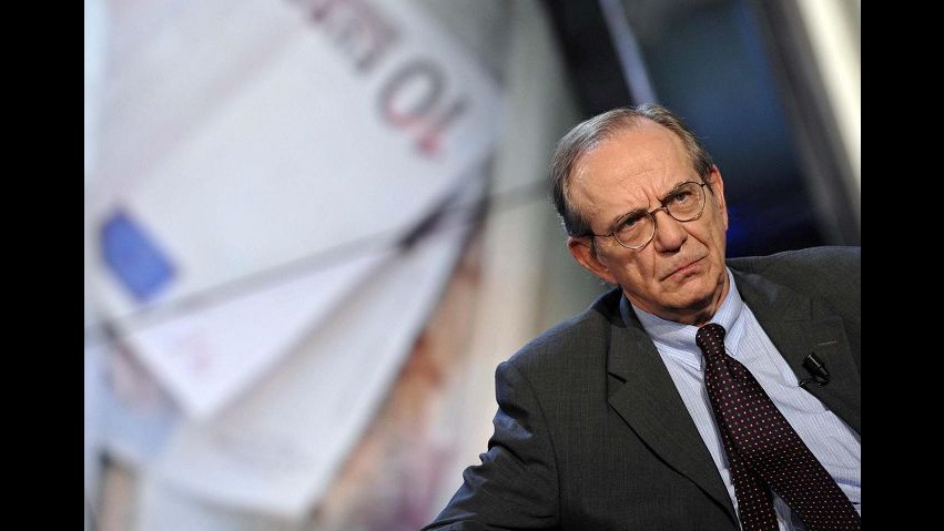 Padoan: Pil 2015 potrebbe anche andare meglio della stima a +0,6%