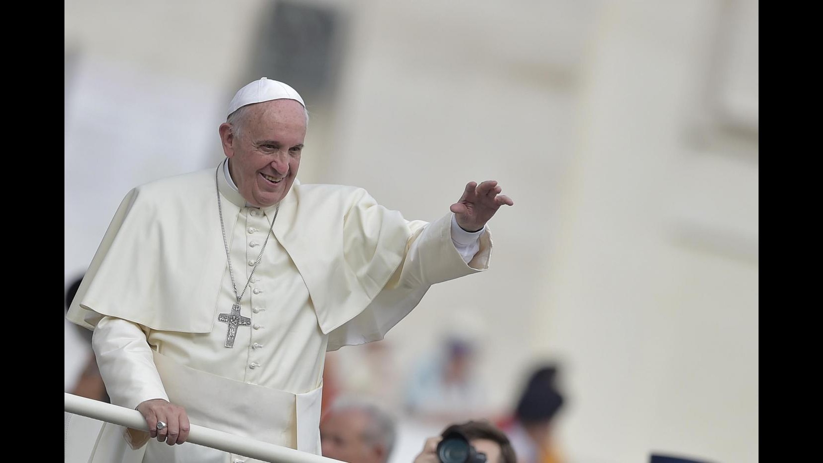 Isil, Papa Francesco: Battersi contro persecuzioni dei cristiani