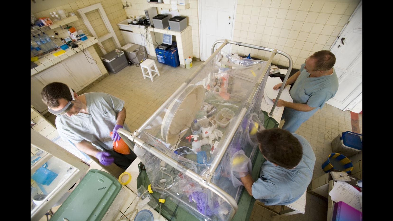 Ebola, guarita l’infermiera in Spagna