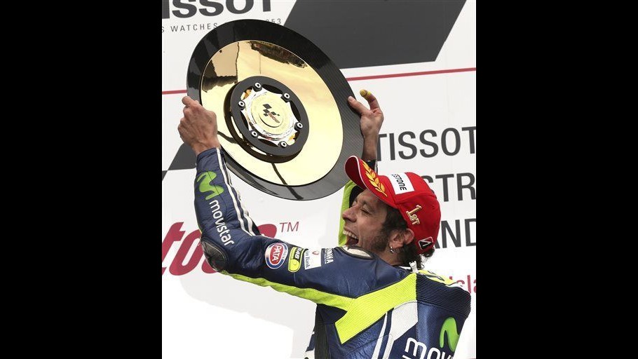 MotoGp, Rossi: Grande soddisfazione tornare a vincere qui dopo 10 anni