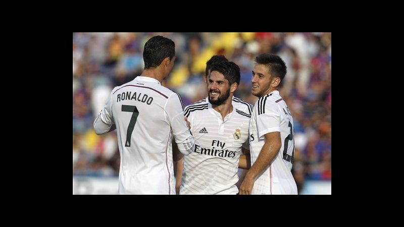 Liga: Real travolgente,’manita’ al Levante con doppietta Ronaldo