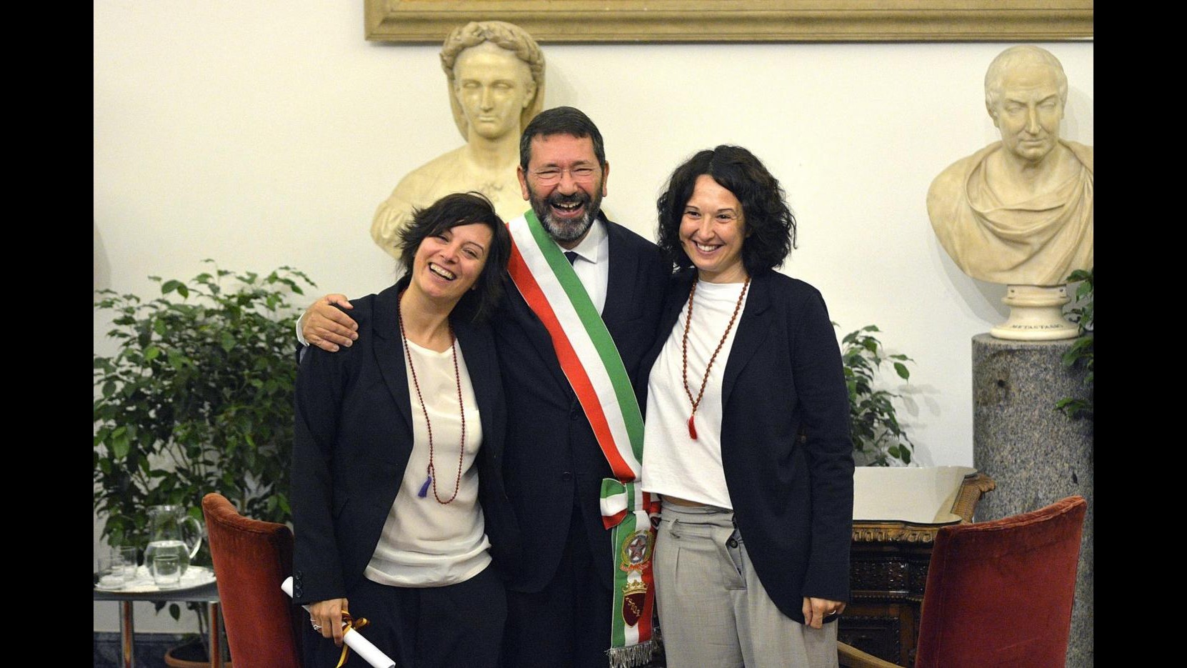 Nozze Gay, prefetto Roma: Marino cancelli trascrizioni o annullo