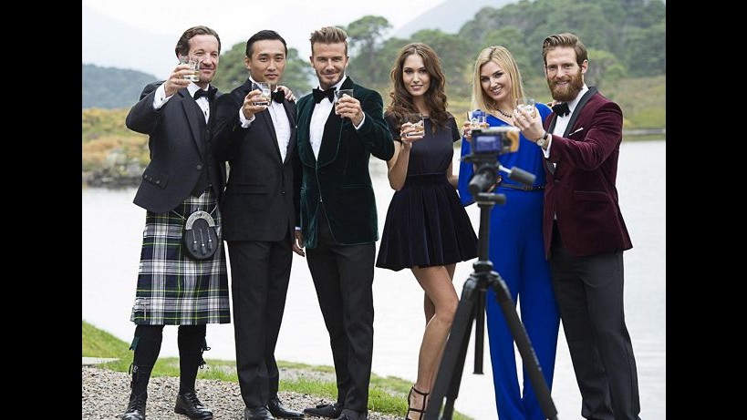 Beckham lancia nuovo marchio di whisky in spot girato da Guy Ritchie
