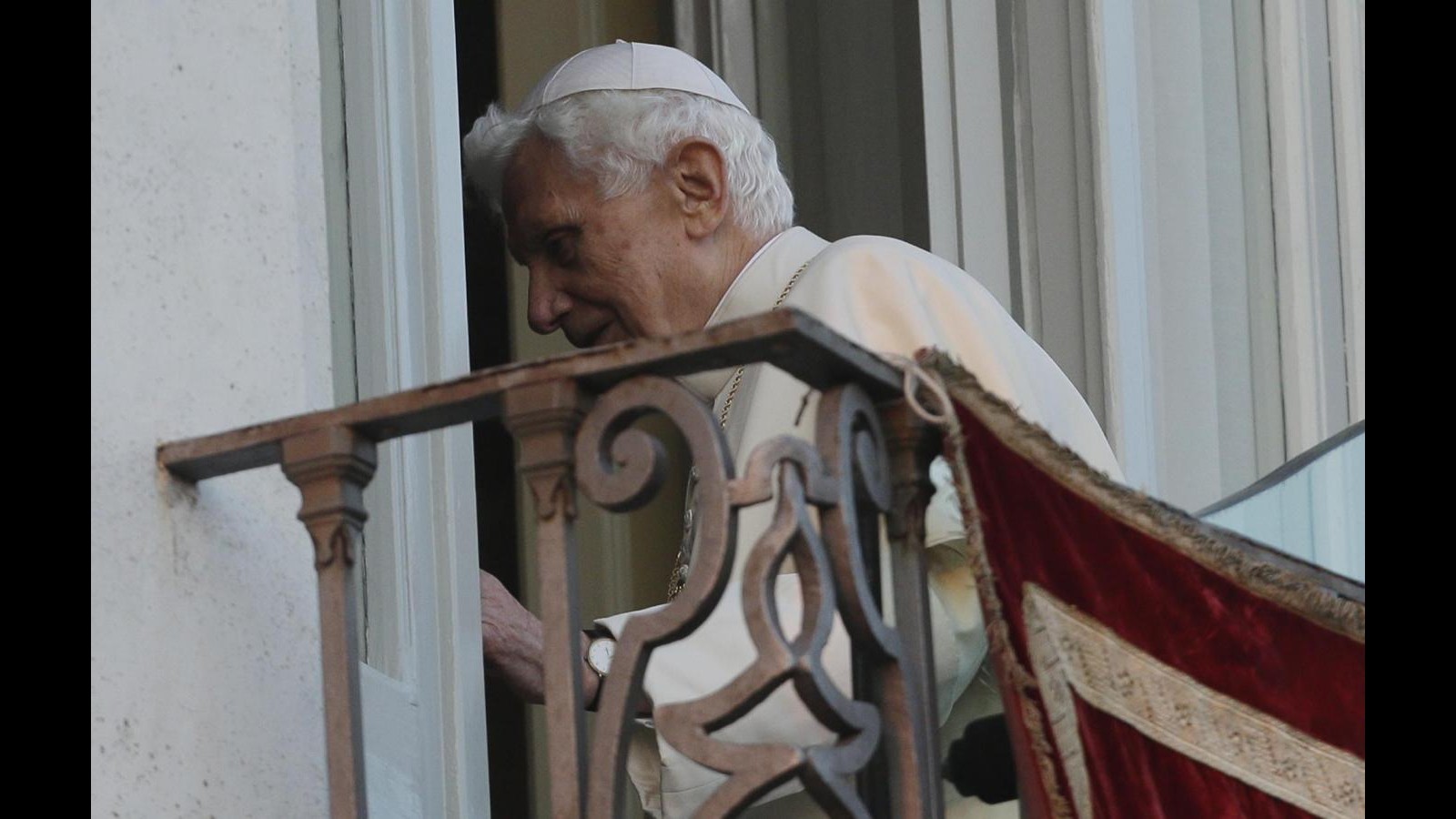 Vaticano, domani beatificazione Paolo VI: celebra messa Benedetto XVI