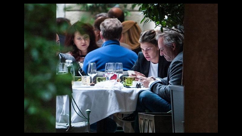 Claudia Galanti a pranzo con il compagno Tommaso Buti