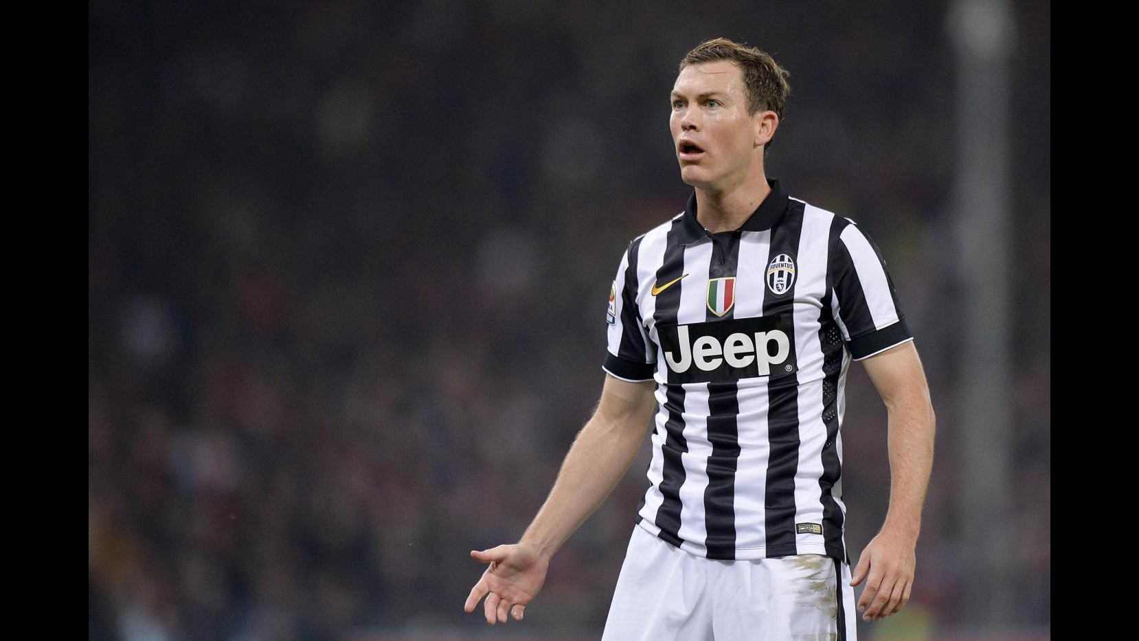 Lichsteiner: Juve non sottovaluterà Parma. Allegri ottimo allenatore