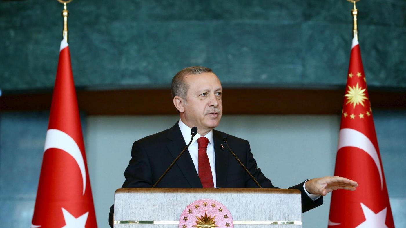 Turchia: Jet russo ha violato il nostro spazio aereo. Mosca nega