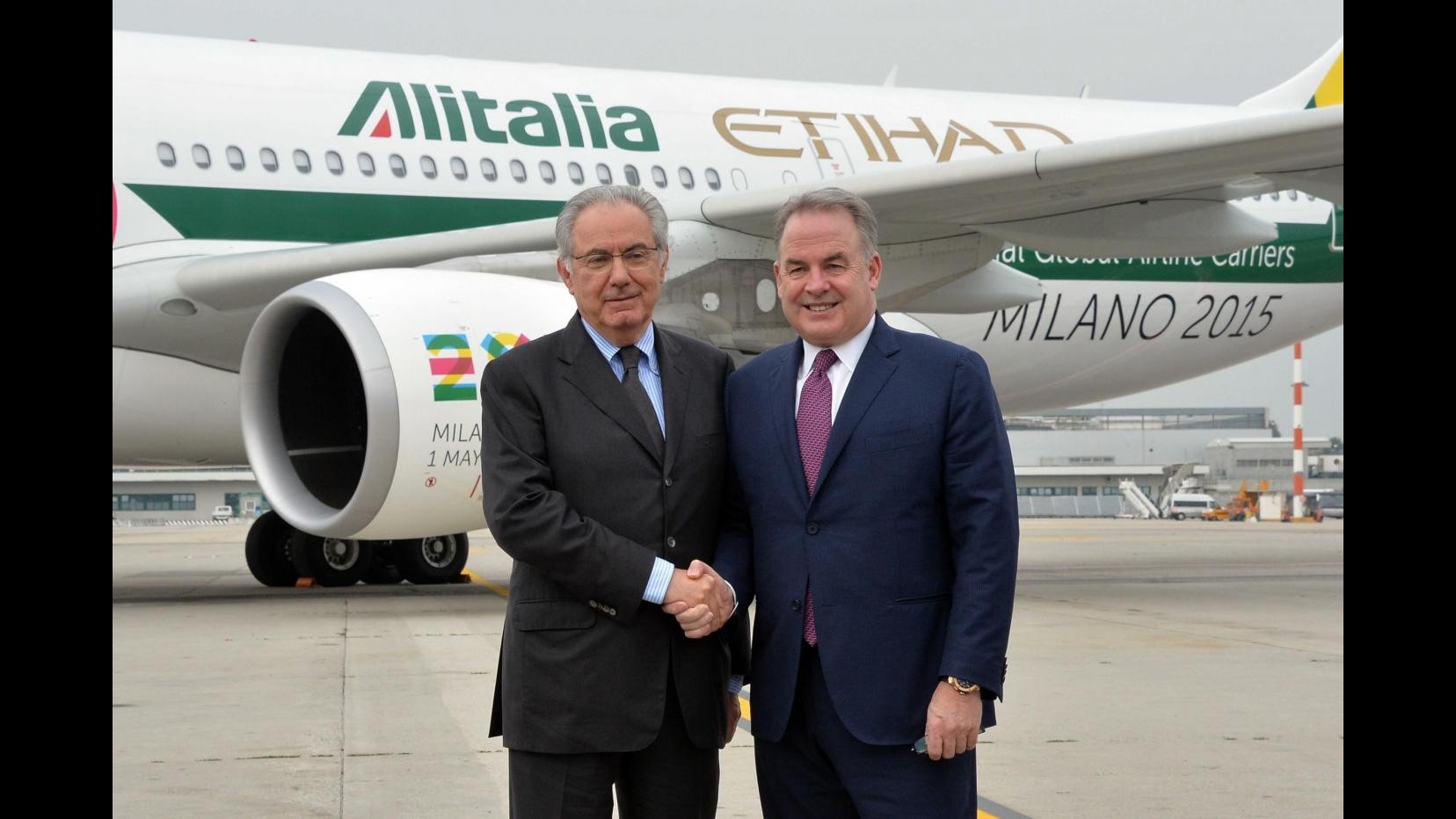 Etihad: Assunti 40 piloti provenienti da Alitalia, operativi a gennaio