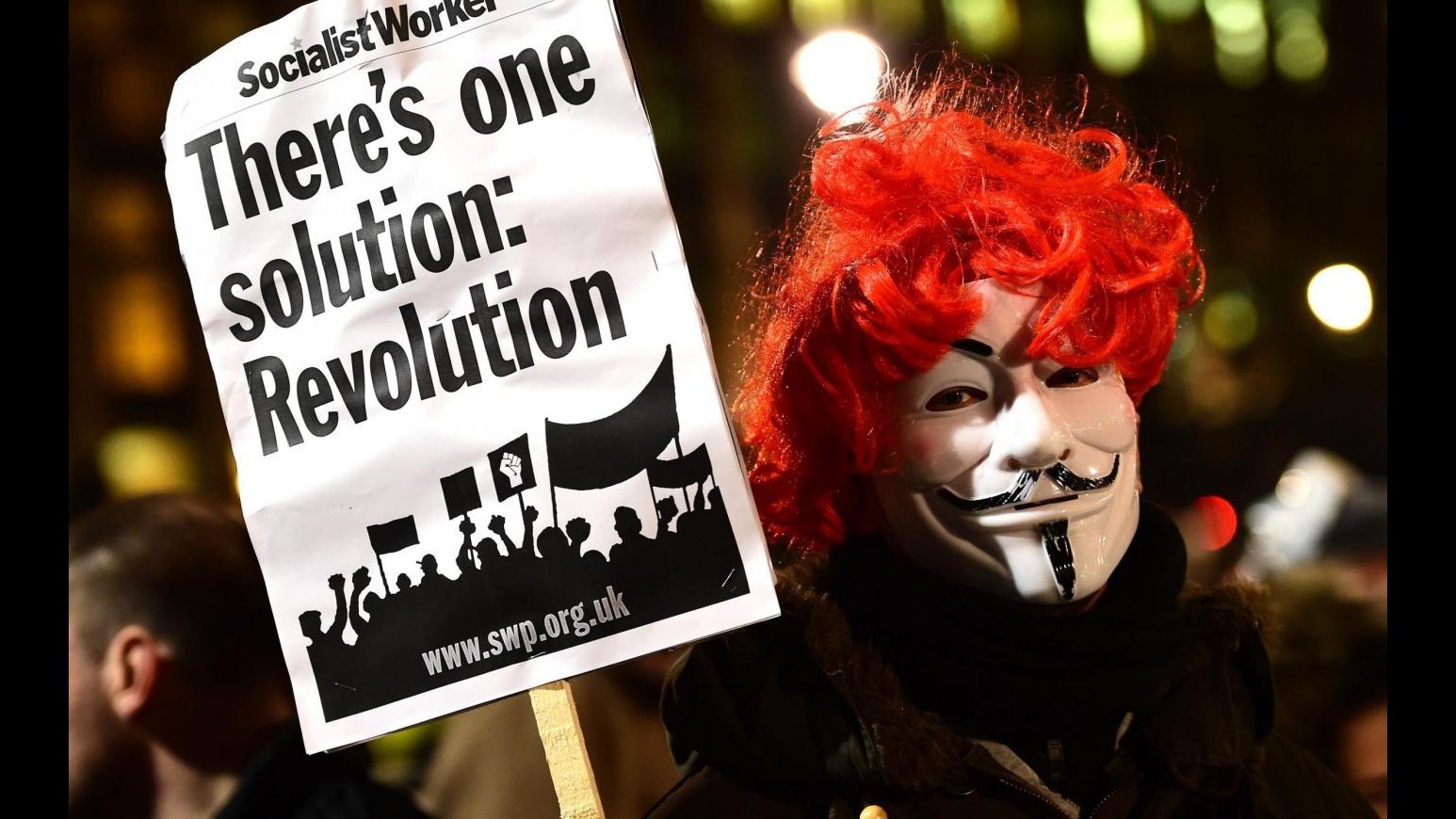 Regno Unito, manifestazione Anonymous a Londra: 10 arresti