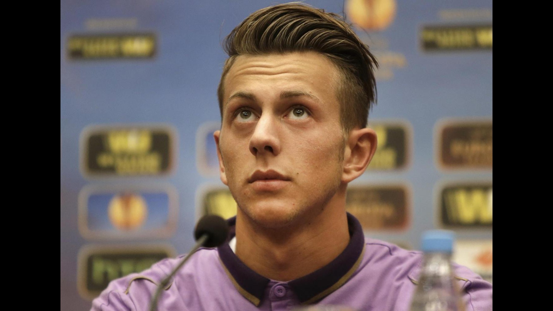 Fiorentina, altro stop: frattura al malleolo per Bernardeschi, sarà operato