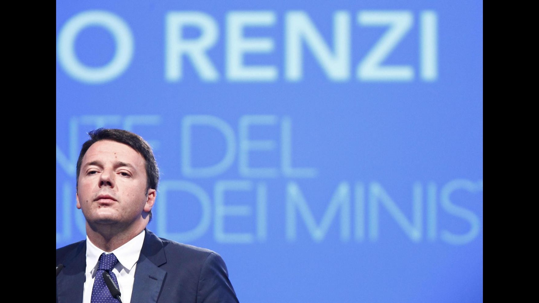 Banche, Renzi: Serve nuova fase, credito anche a piccole imprese