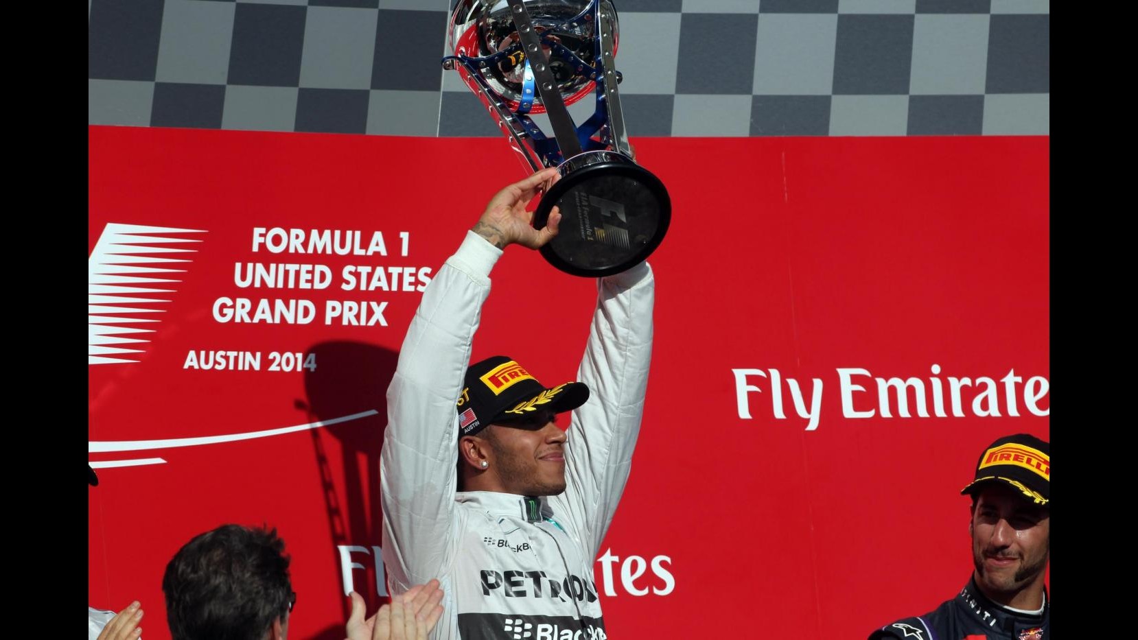 F1, Hamilton: Macchina incredibile e team straordinario. Rosberg: Piccola delusione