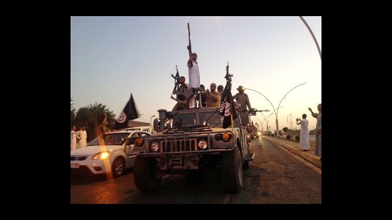 Isil, nuova strage in Iraq: 50 vittime in Anbar, tra cui bambini