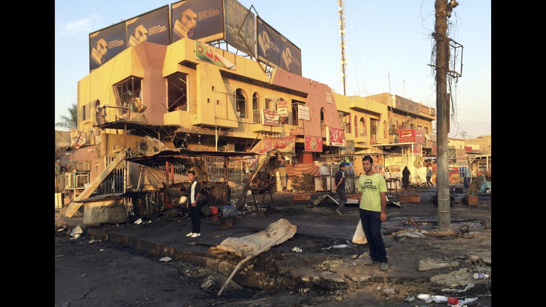 Iraq, autobomba in mercato Youssifiyah: 8 morti, 18 feriti