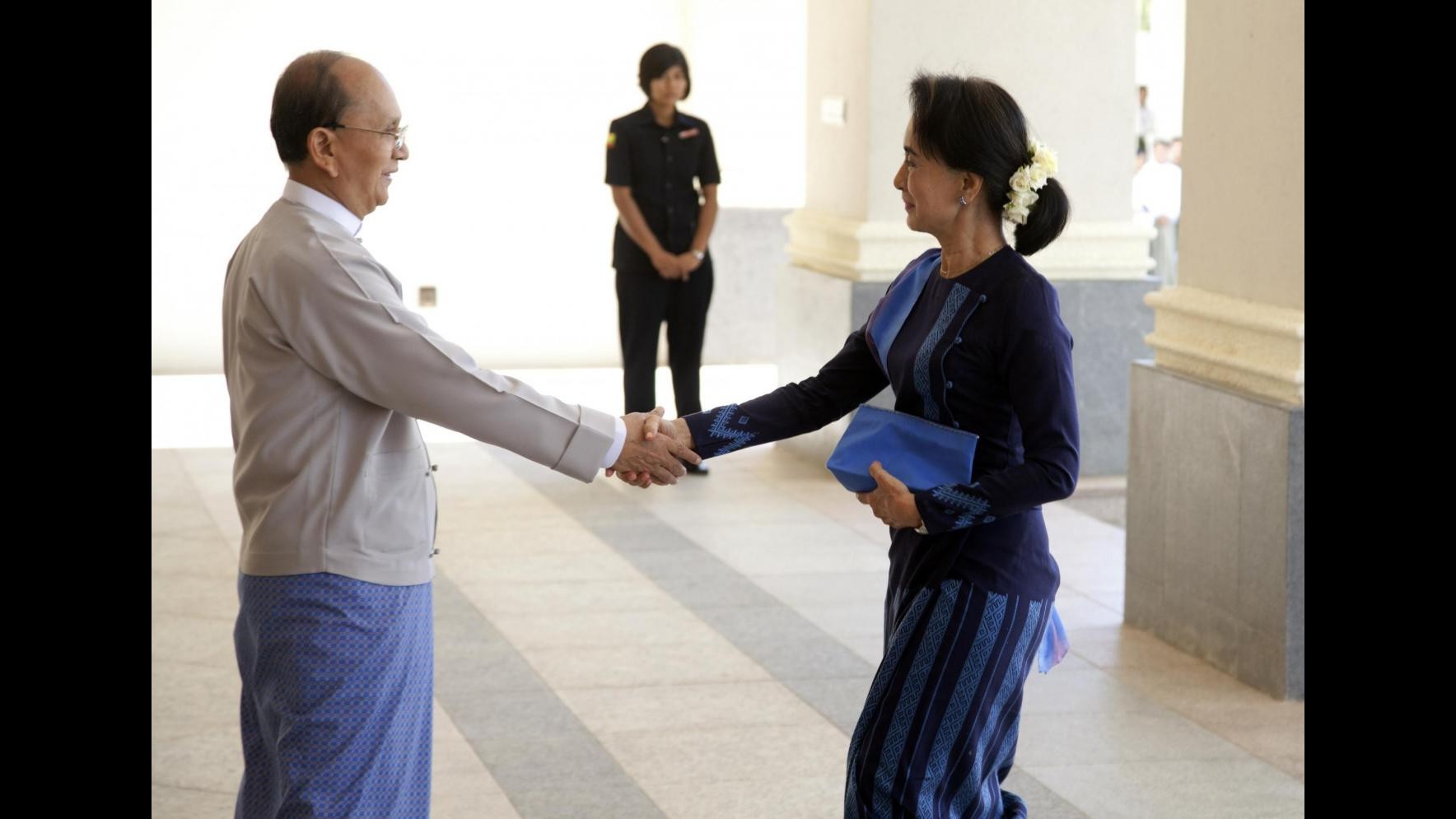 Birmania, Suu Kyi incontra il presidente Thein Sein e capo dell’esercito