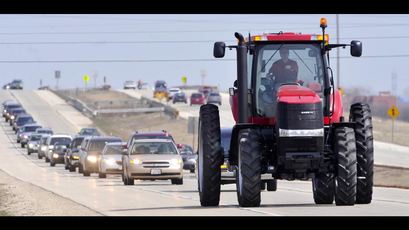 Cnh Industrial, utile netto III trimestre cala a 162 mln dollari