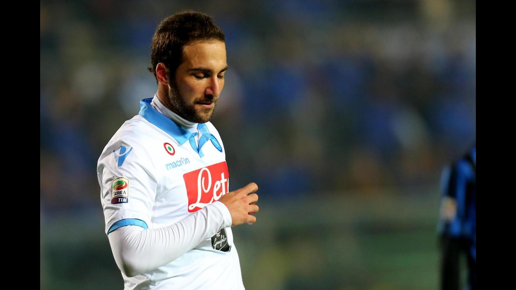 Serie A, Napoli sbatte contro Sportiello, 1-1 con l’Atalanta. Higuain sbaglia rigore nel recupero
