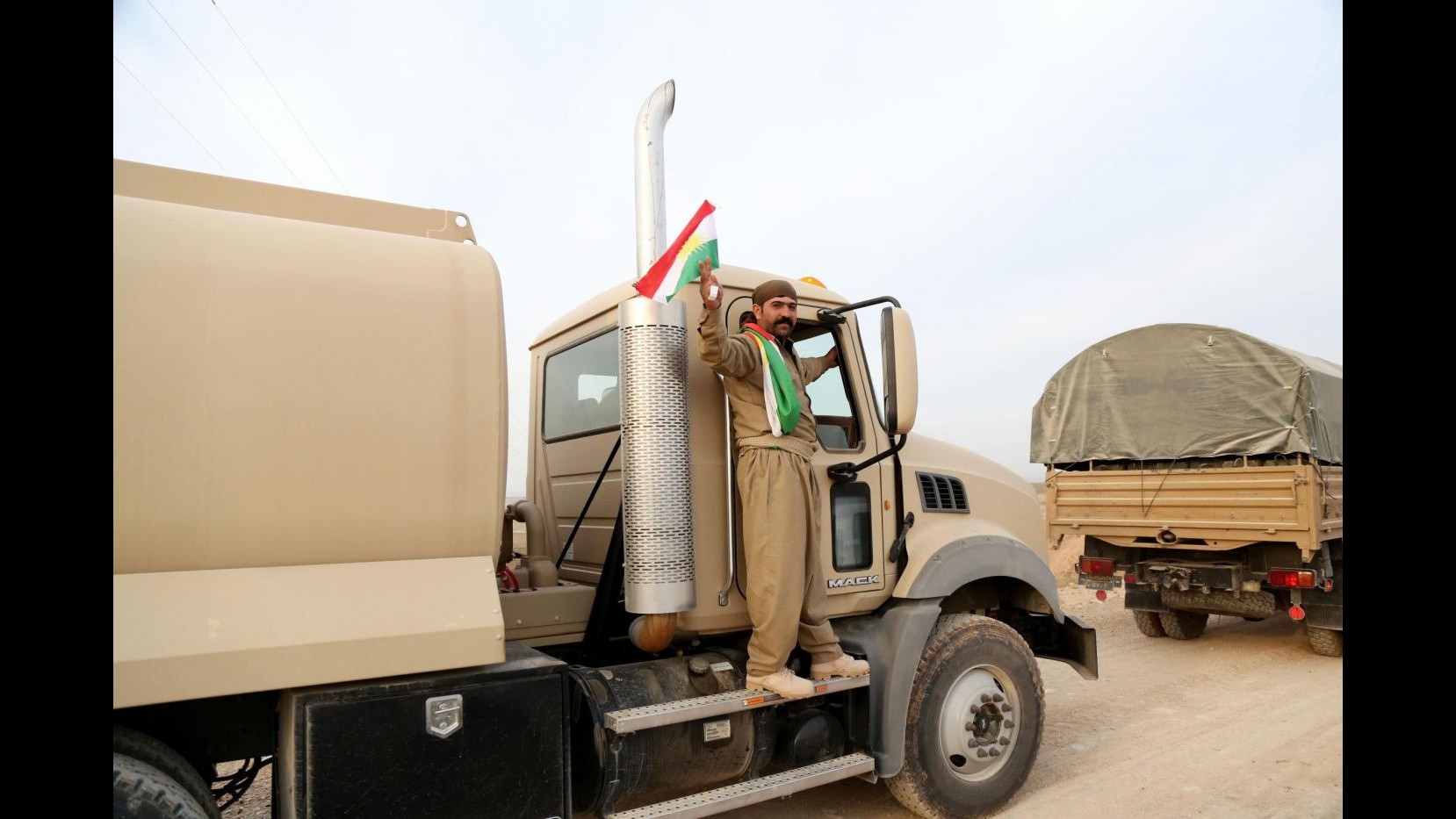 Isil, peshmerga arrivati in Turchia: presto a Kobani